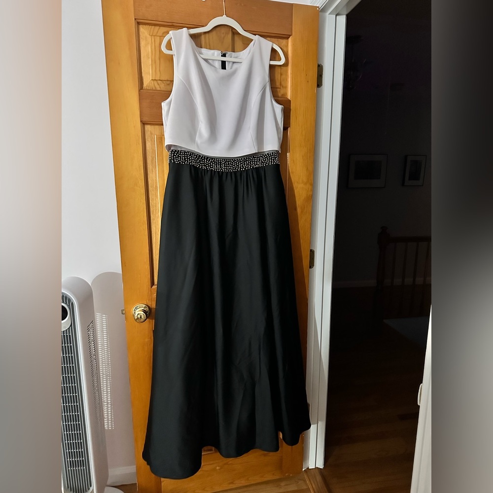 City Chic Two Tone Ball Gown